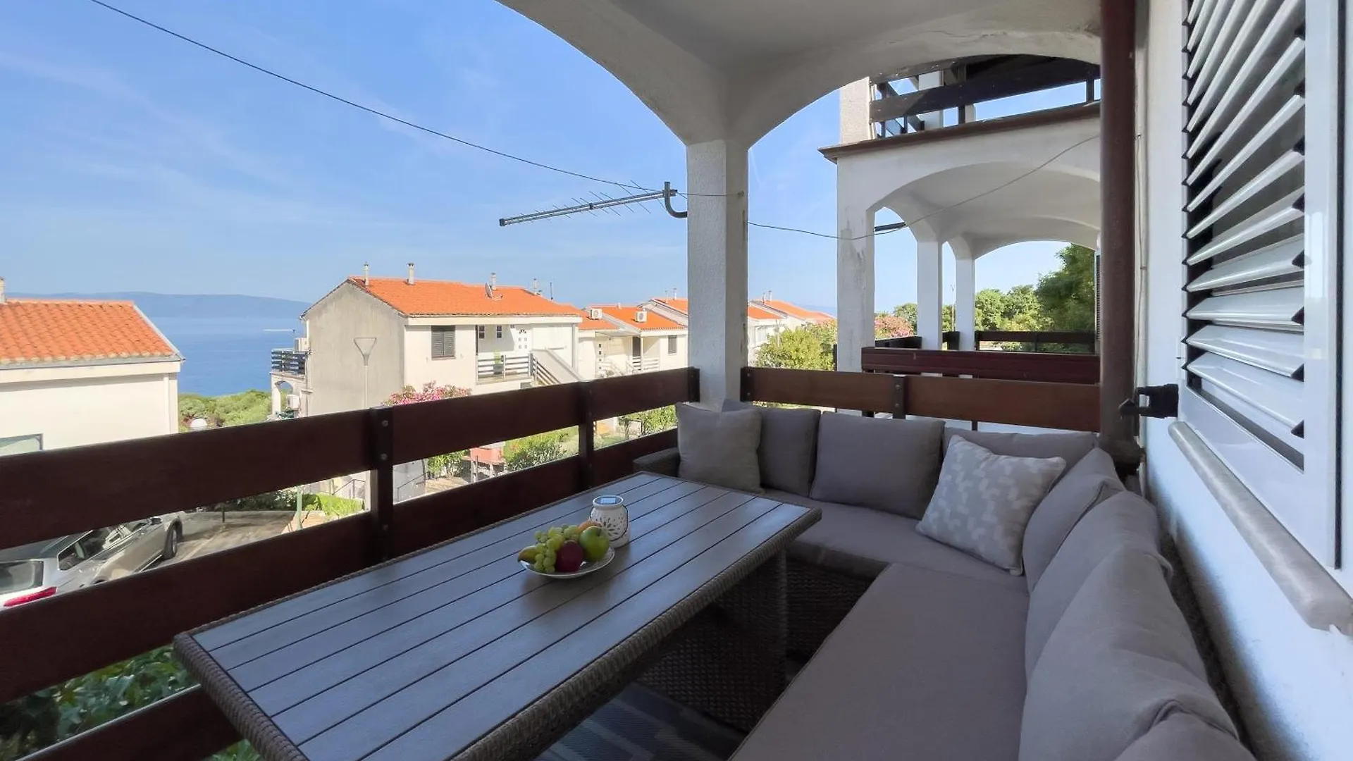 Apartment Nery Ravni 0*,
